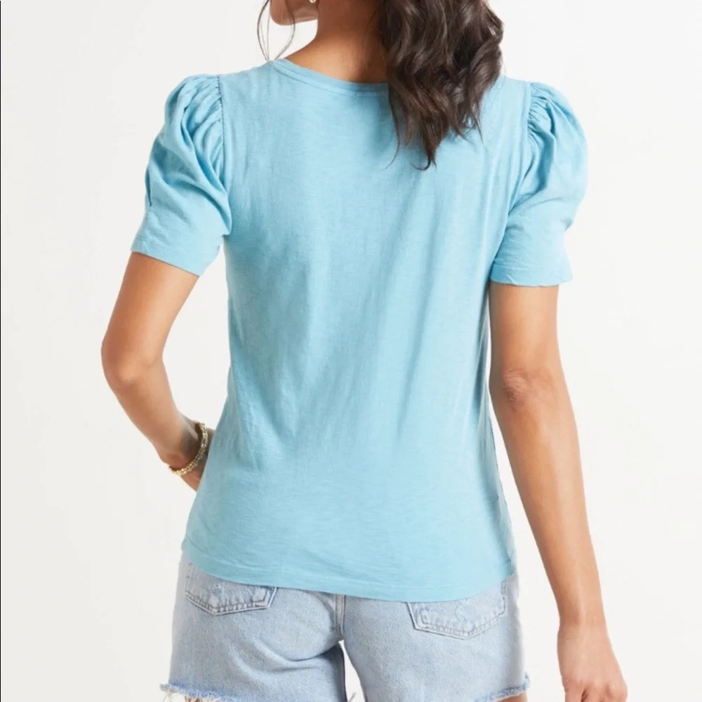 NWOT Sundry Puff Sleeve V-neck Tee - Picture 5 of 14